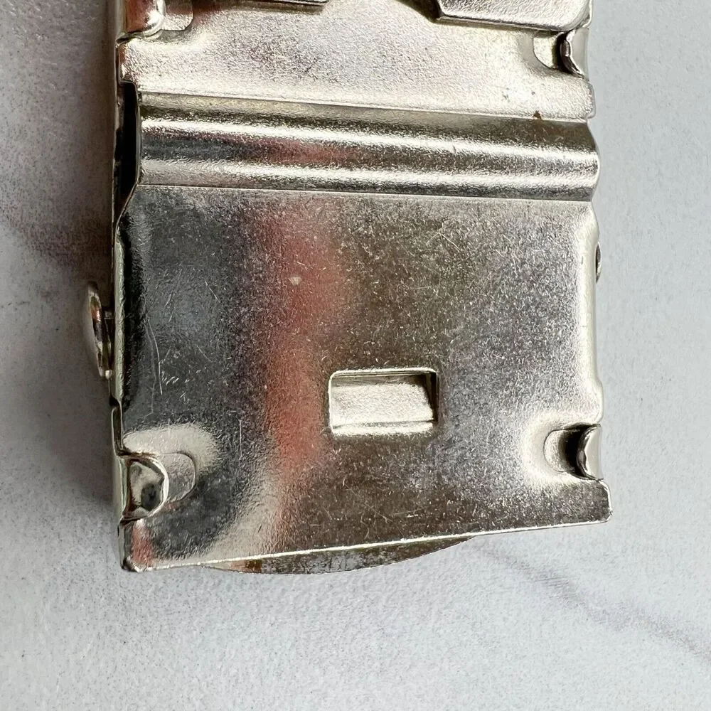 Silver Tone Web Clamp Simple Basic Belt Buckle